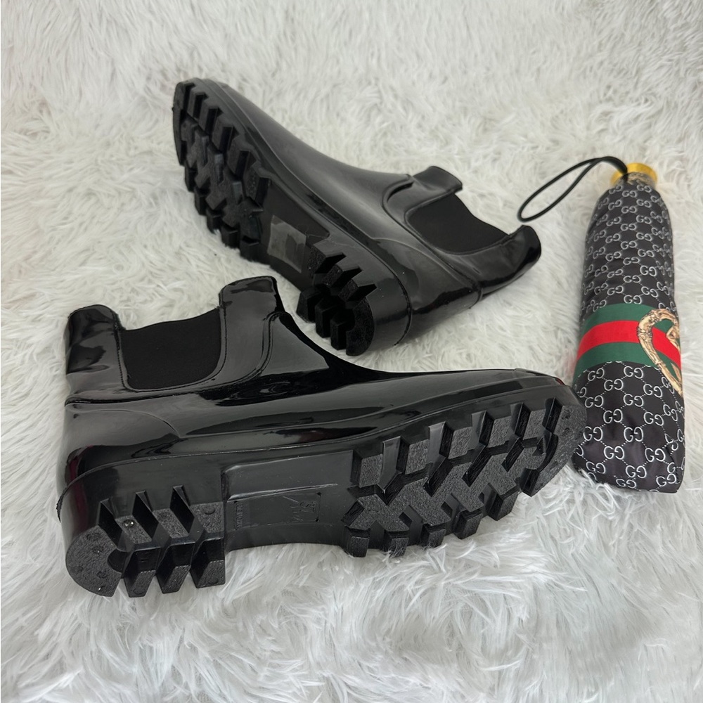 New “Raine” boots - Picture 5 of 6